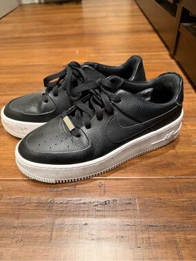 Nike Black Women’s Air Force 1s